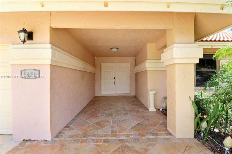 9496 Sun Pointe Dr, Boynton Beach FL 33437