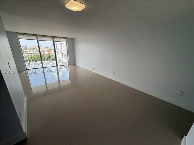 18011 Biscayne Blvd # 1802, Aventura FL 33160