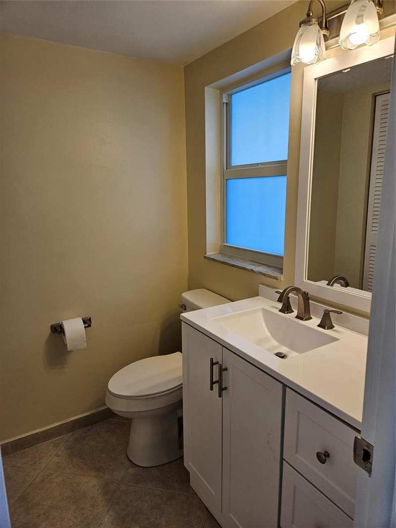 300 NE 26th Avenue # 2060, Boynton Beach FL 33435