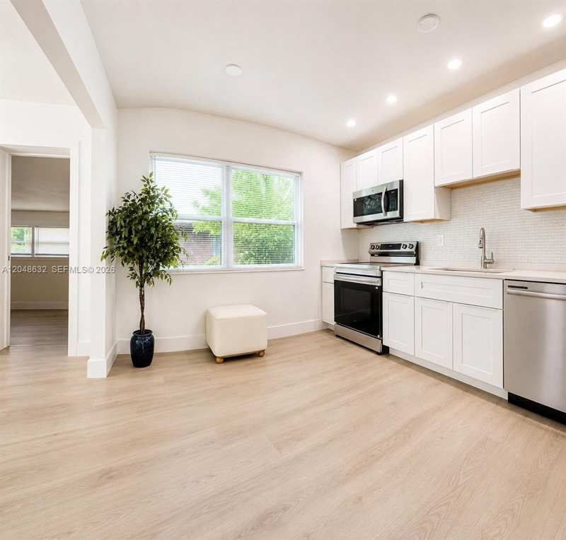 3061 NW 2nd St, Fort Lauderdale FL 33311
