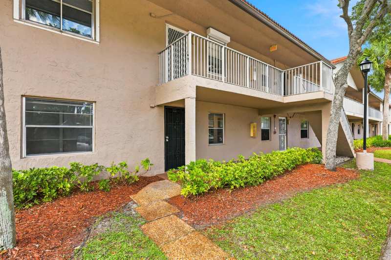 8820 Royal Palm Boulevard # 4, Coral Springs FL 33065