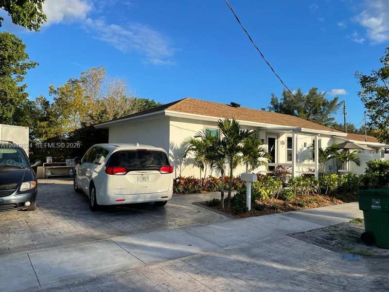 524 NW 10th St # 0, Hallandale Beach FL 33009