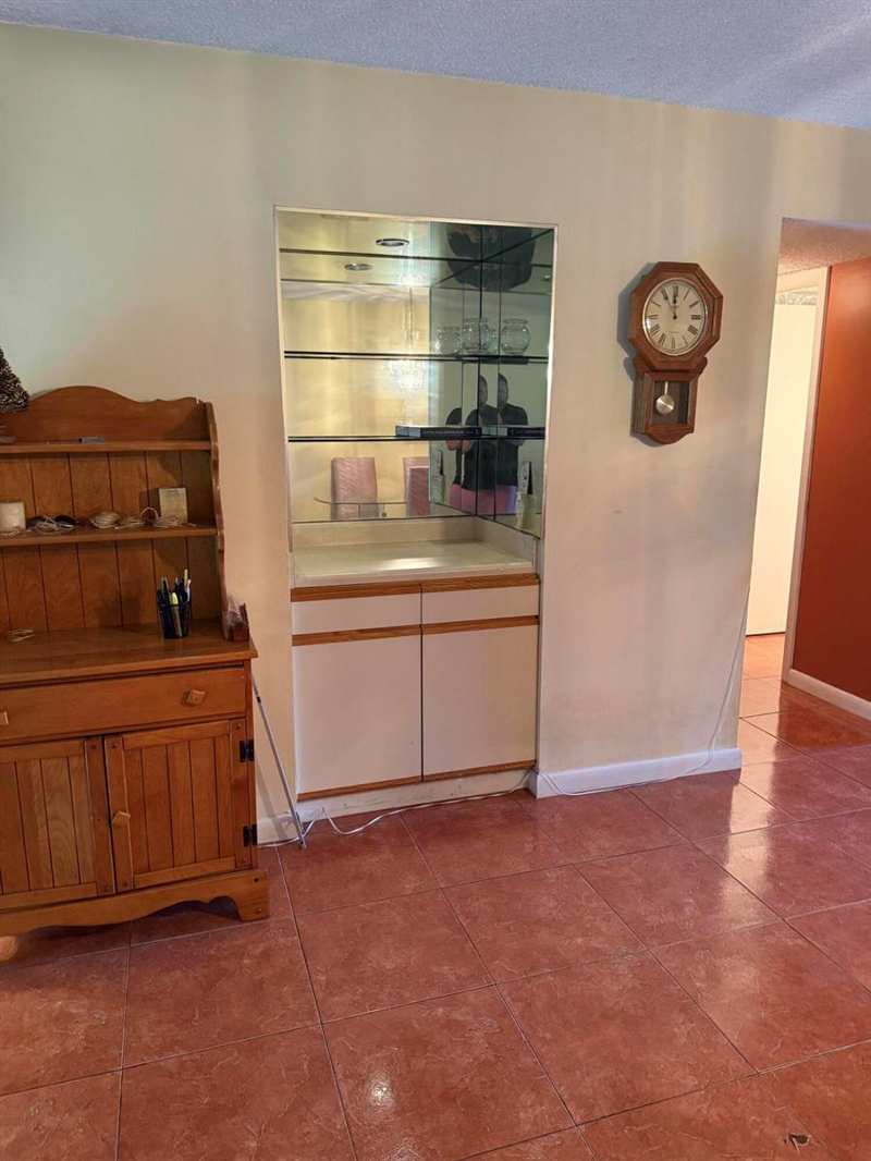 9440 SW 8th Street # 110, Boca Raton FL 33428