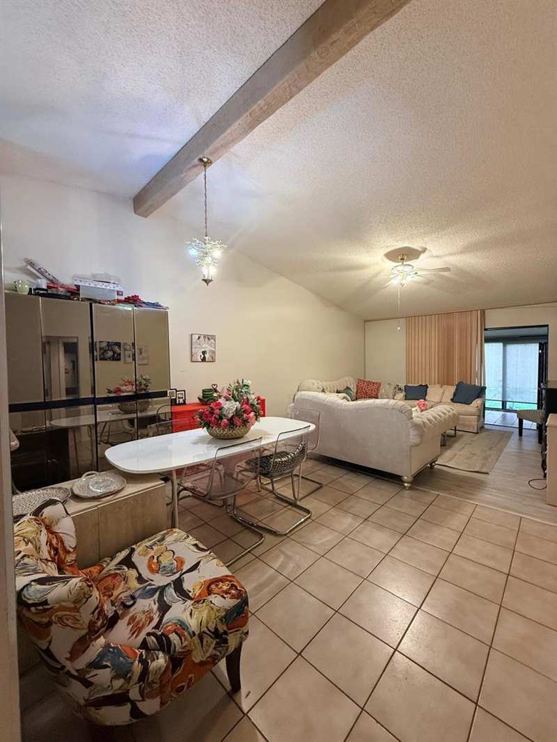 1017 Green Pine Boulevard # H, West Palm Beach FL 33409