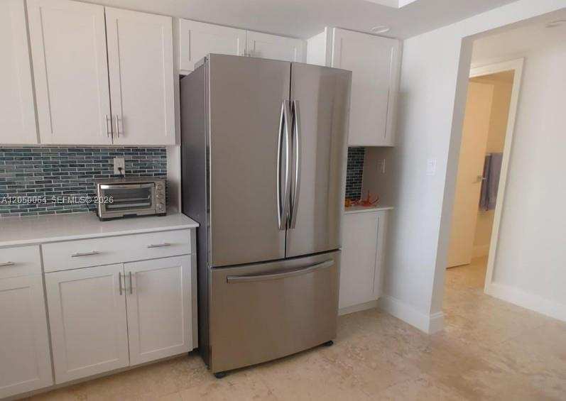 1000 Parkview Dr # 125, Hallandale Beach FL 33009