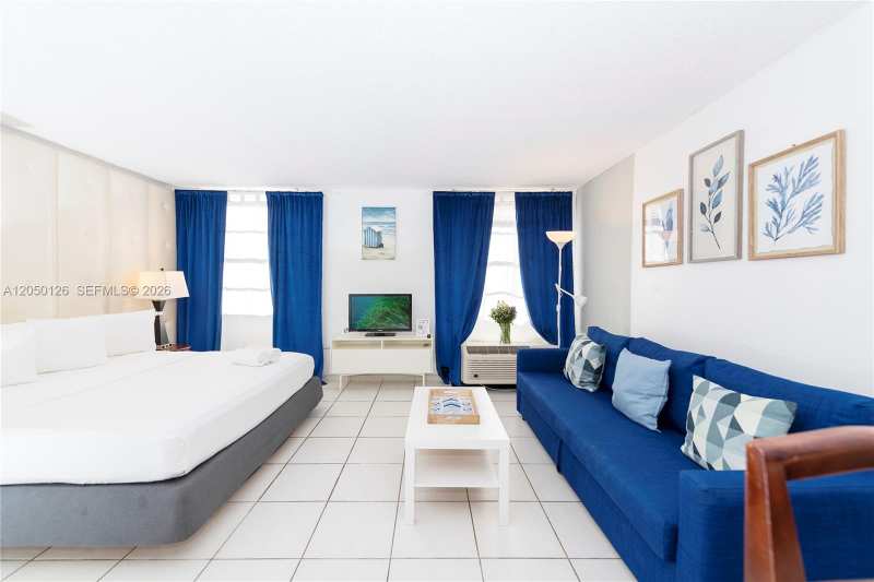 710 Washington Ave # 414, Miami Beach FL 33139