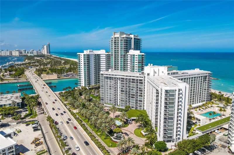 10275 Collins Ave # 417, Bal Harbour FL 33154