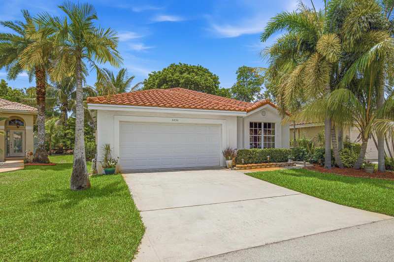 2036 NW 183rd Circle, Pembroke Pines FL 33029