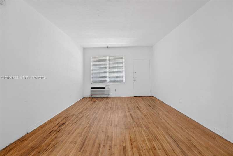 901 Pennsylvania Ave # 6, Miami Beach FL 33139
