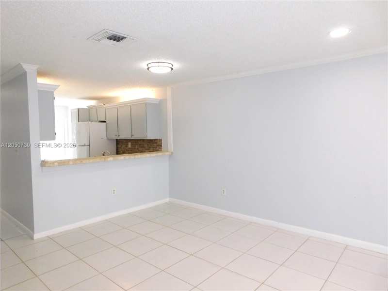 899 Crystal Lake Dr # 899, Deerfield Beach FL 33064