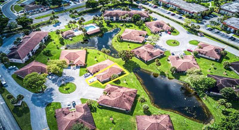 9861 Three Lakes Circle, Boca Raton FL 33428
