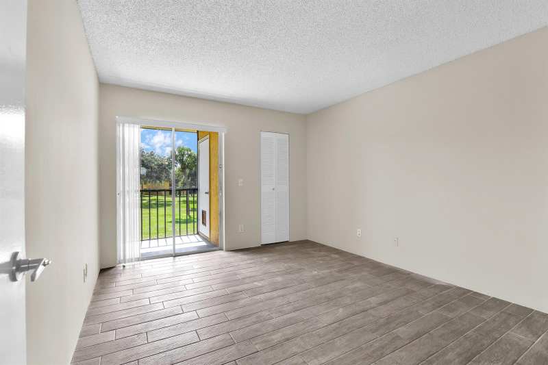 414 Meadows Circle, Boynton Beach FL 33436