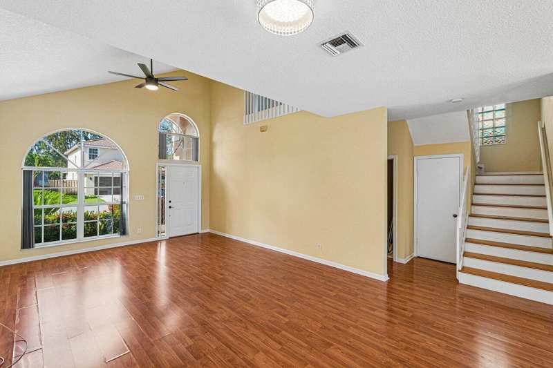 7835 Springfield Lake Drive, Lake Worth FL 33467