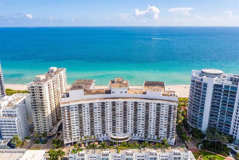 6039 Collins Ave # 1624, Miami Beach FL 33140