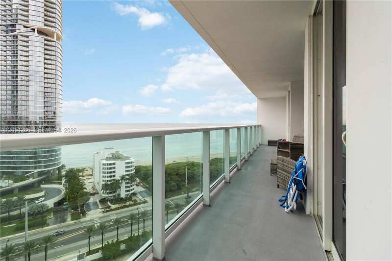 100 Bayview Dr # 2014, Sunny Isles Beach FL 33160