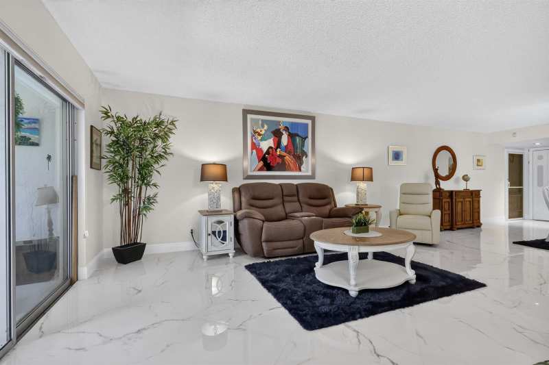 1251 Sugar Sands Boulevard # 125, Singer Island FL 33404