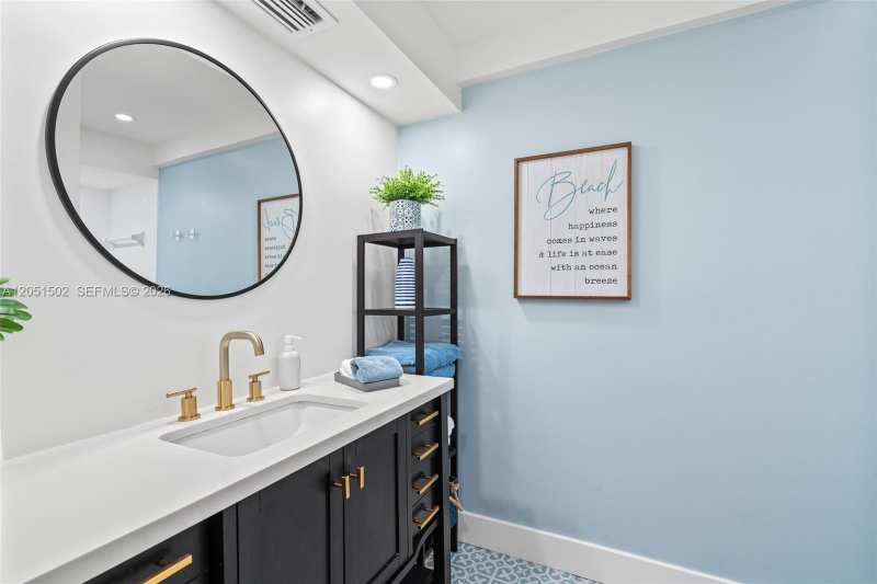 123 Deer Creek Blvd # 203, Deerfield Beach FL 33442