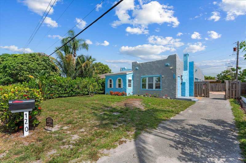 120 NW 4th Avenue, Boynton Beach FL 33435