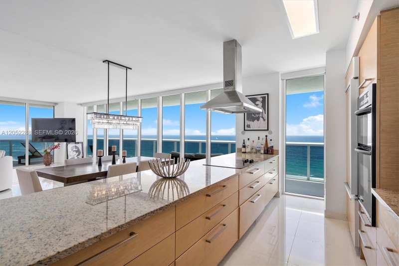 1830 S Ocean Dr # 1101, Hallandale Beach FL 33009
