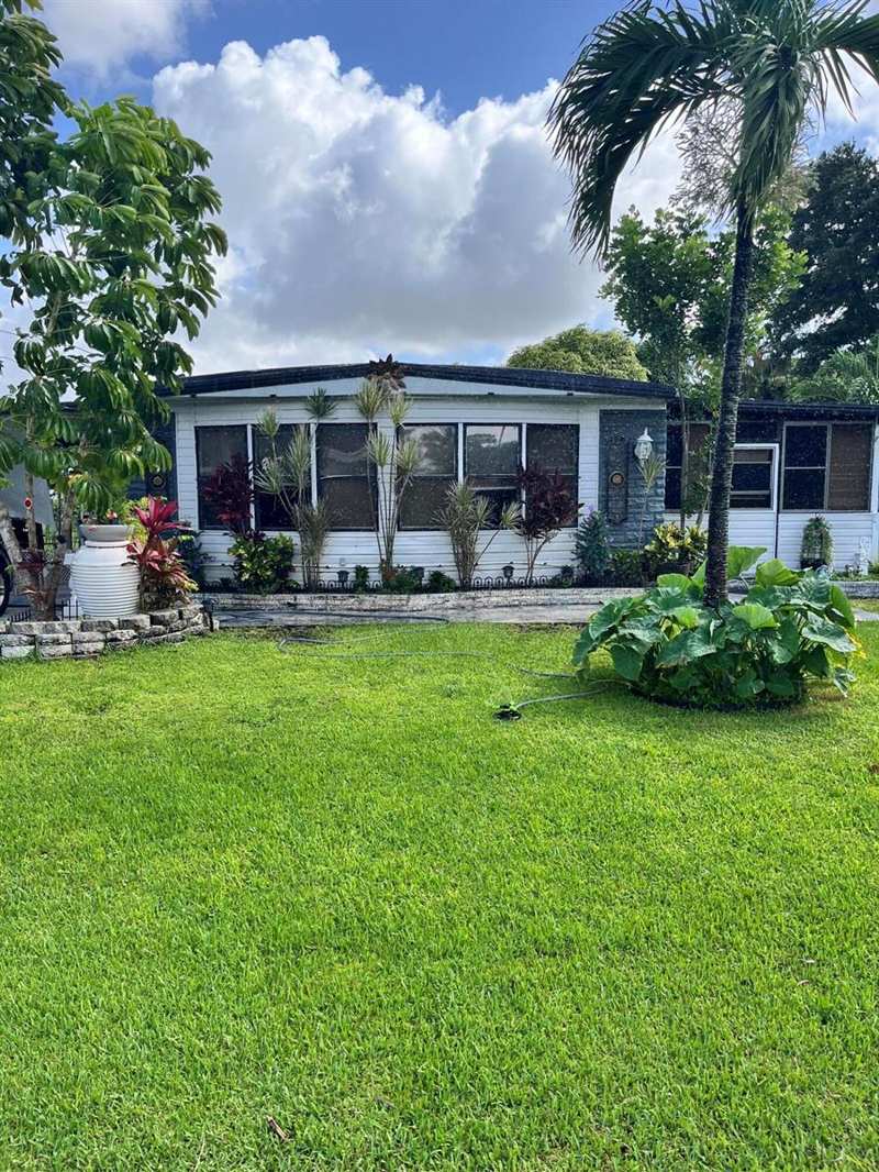 4415 Round Table Court, Boynton Beach FL 33436