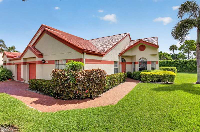7537 Lexington Club Boulevard # B, Delray Beach FL 33446