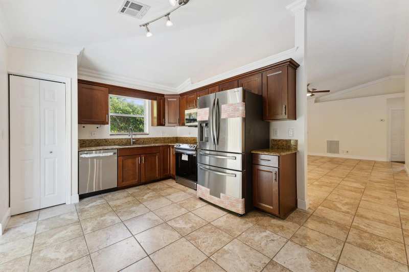 701 Key West Street, Boynton Beach FL 33426