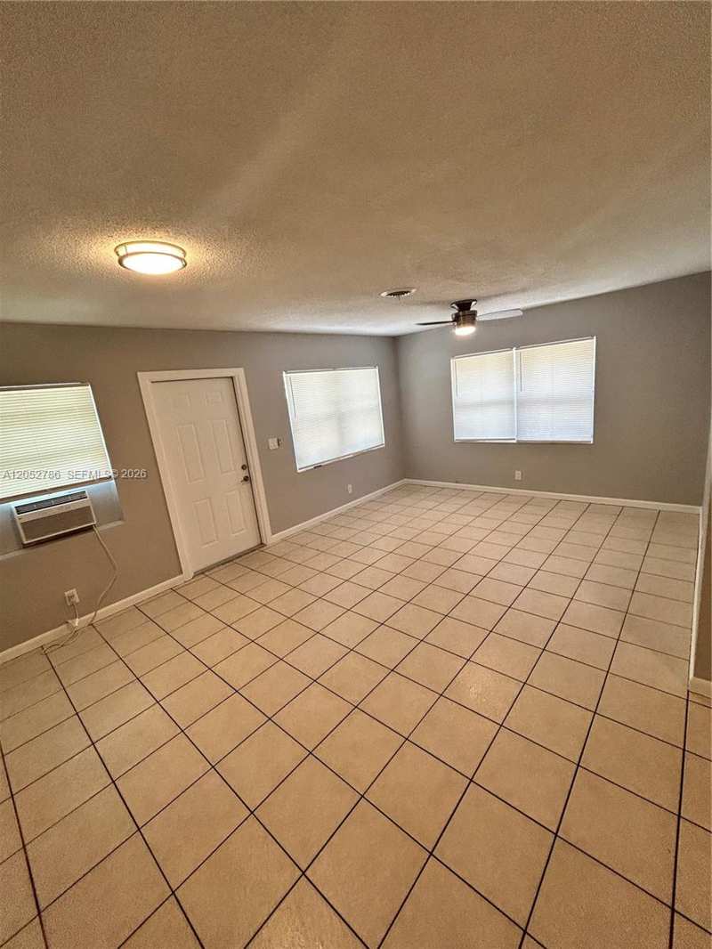 1508 NW 8th Ave # 1, Fort Lauderdale FL 33311