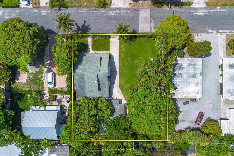 515 46th Street, West Palm Beach FL 33407
