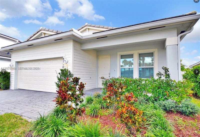 4110 Bonita Way, Deerfield Beach FL 33064