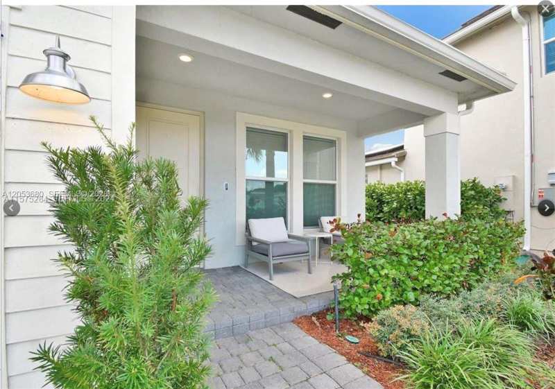 4110 Bonita Way, Deerfield Beach FL 33064