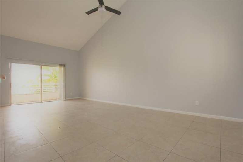 3413 NW 44TH Street # 201, Lauderdale Lakes FL 33309