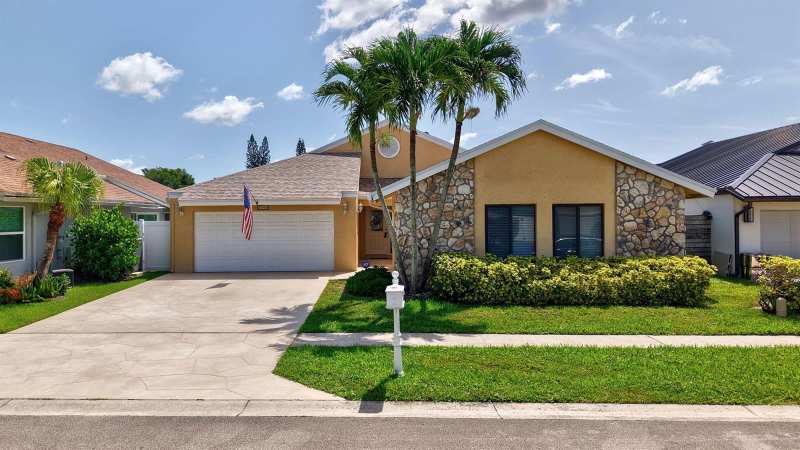 20986 Rustlewood Avenue, Boca Raton FL 33428
