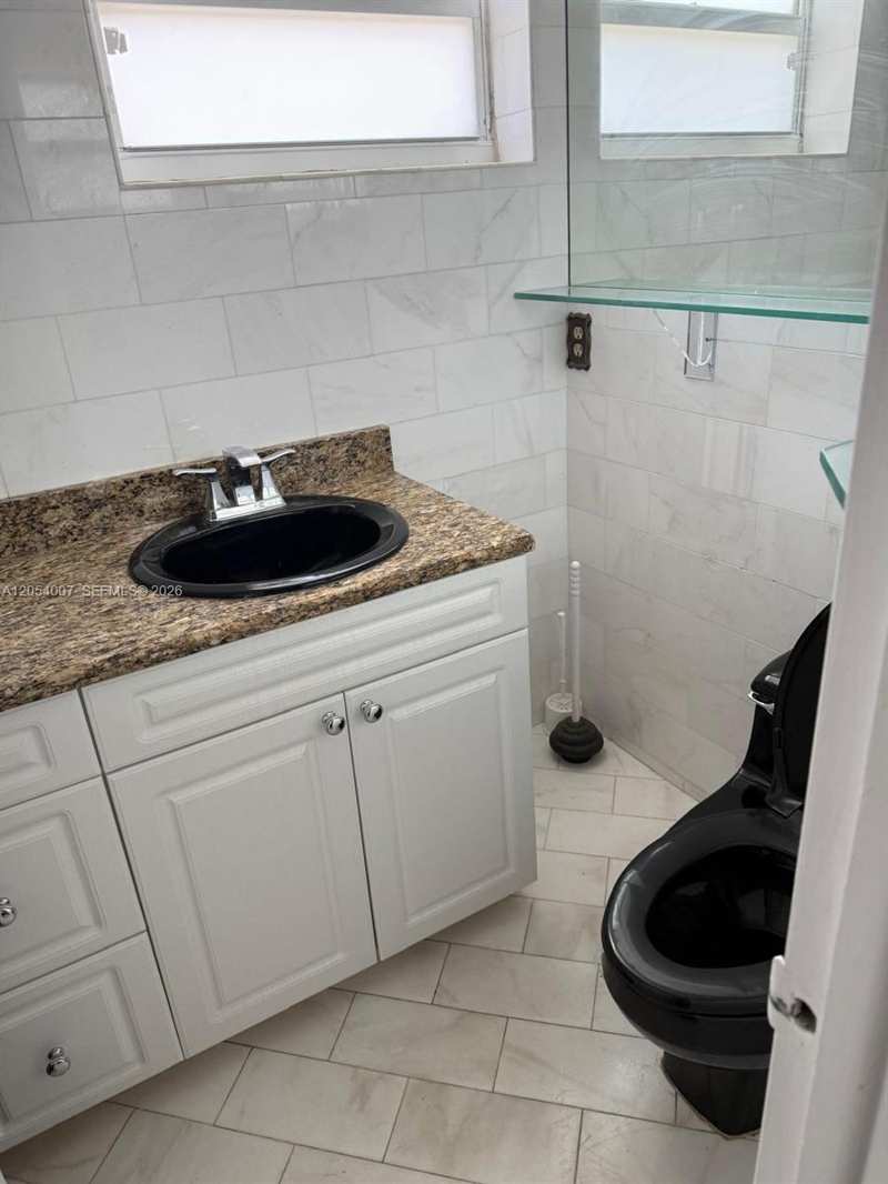 1333 E Hallandale Beach Blvd # 115, Hallandale Beach FL 33009