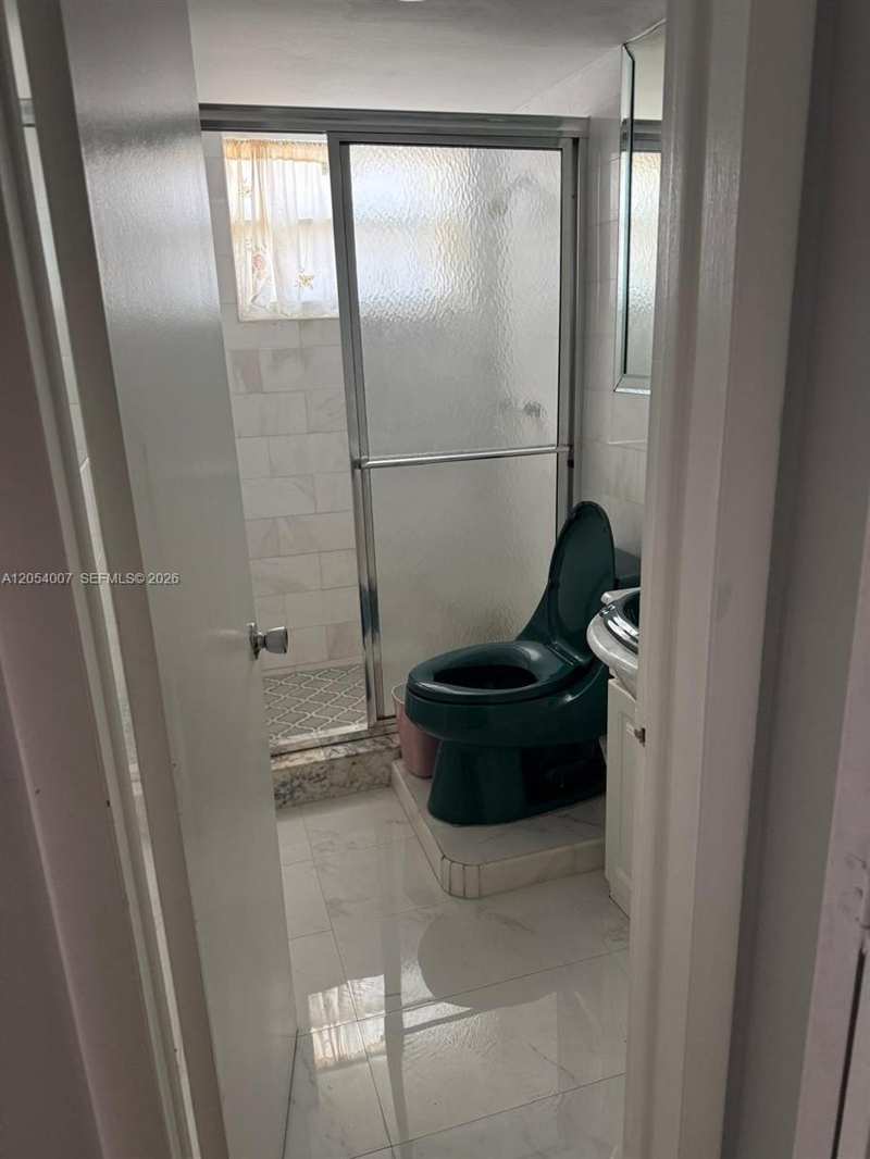1333 E Hallandale Beach Blvd # 115, Hallandale Beach FL 33009
