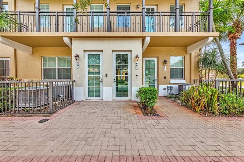 995 SW 147th Ave # 2514, Pembroke Pines FL 33027