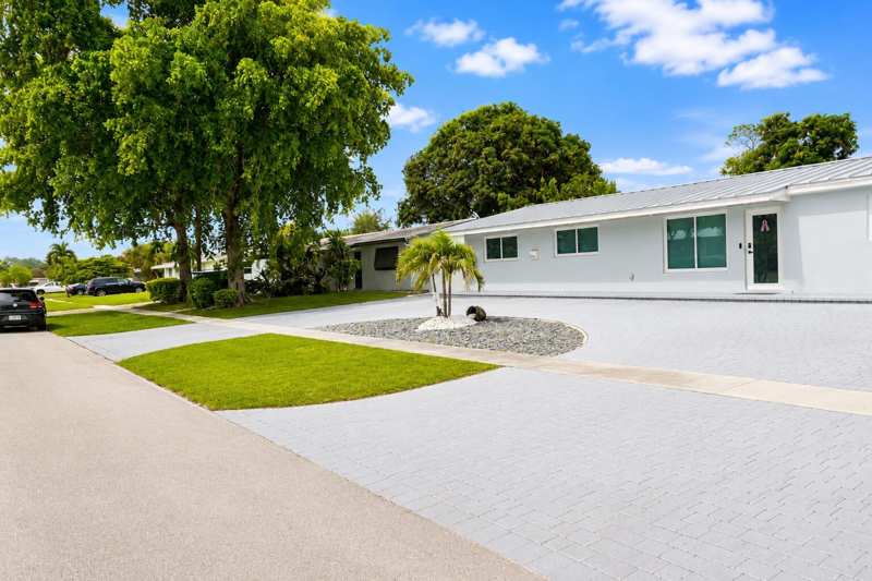 1316 SE 3RD Avenue, Deerfield Beach FL 33441