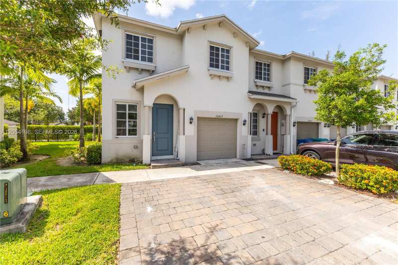 20817 NW 9th Path # 0, Miami Gardens FL 33169