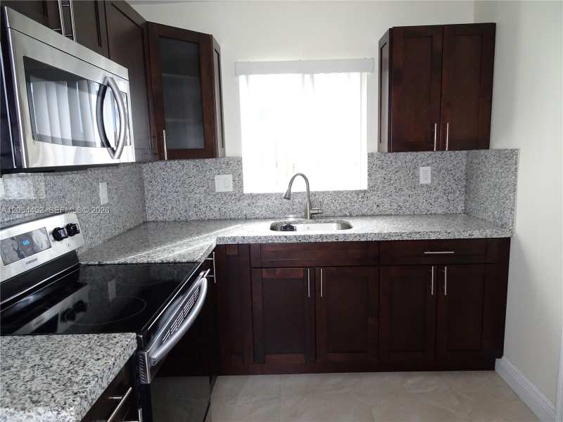 226 NE 25th Ave # 2, Pompano Beach FL 33062