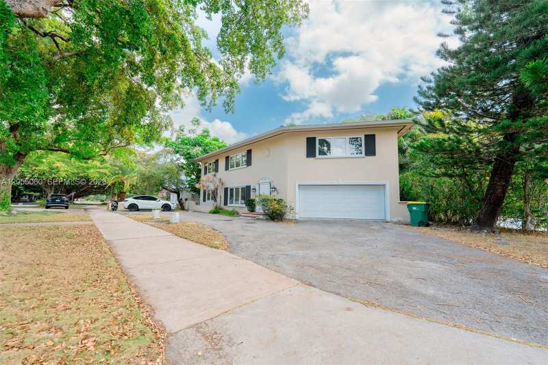 580 UNIVERSITY DR # 2, Coral Gables FL 33134