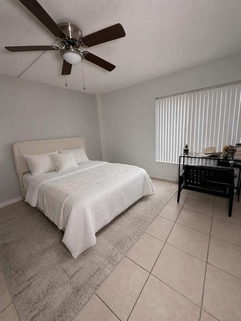 4168 INVERRARY Drive # 103, Lauderhill FL 33319
