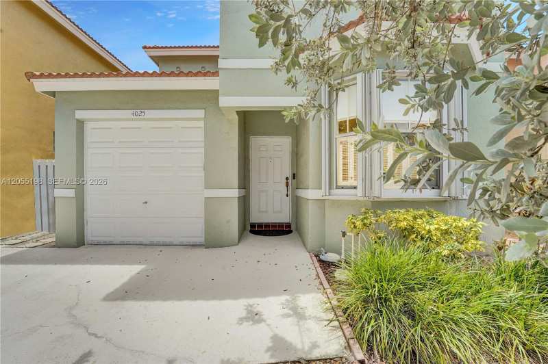 4025 Fern Forest Rd, Cooper City FL 33026