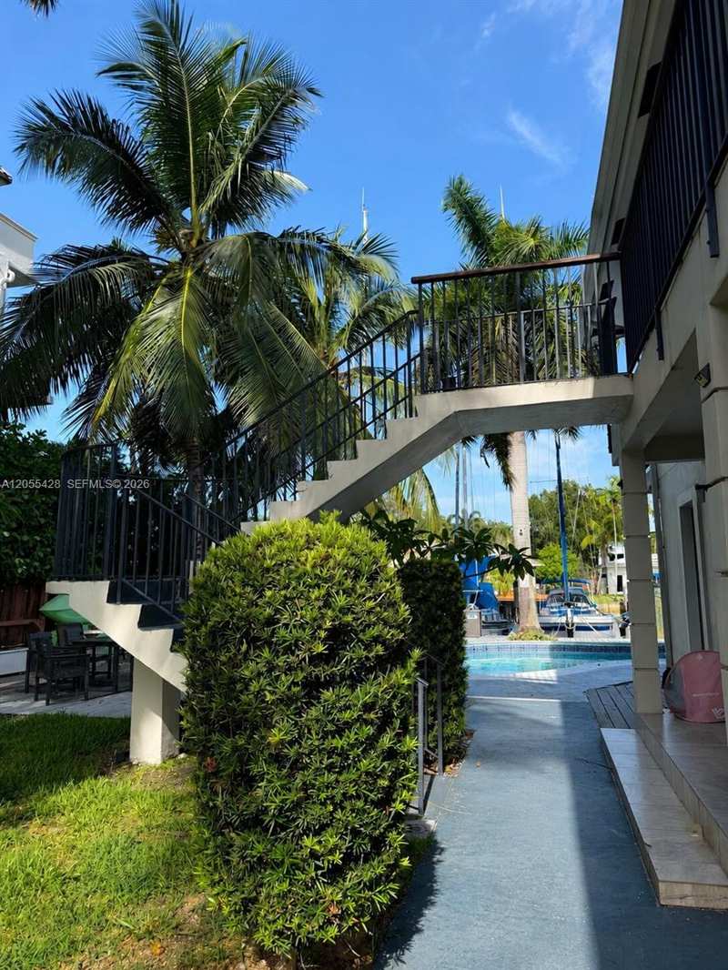 313 Hendricks Isle # 4, Fort Lauderdale FL 33301