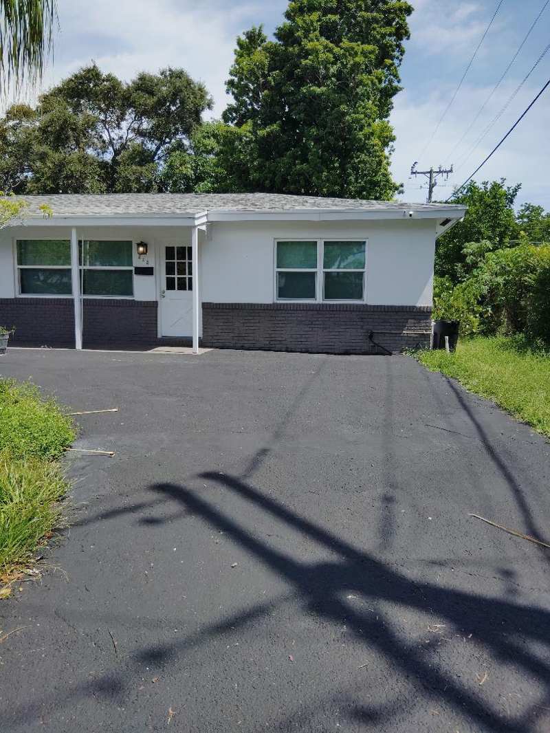 828 PROSPERITY FARMS Road, North Palm Beach FL 33408