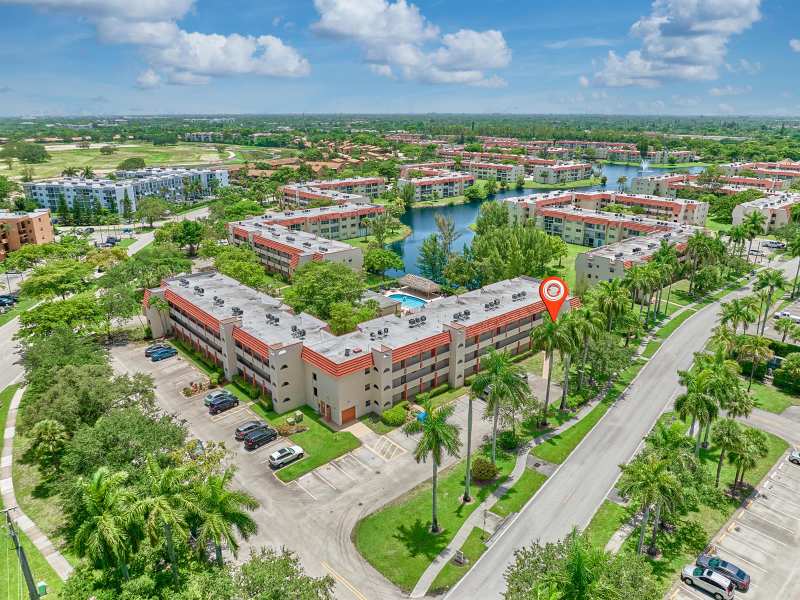 3091 E Sunrise Lakes Drive E # 212, Sunrise FL 33322