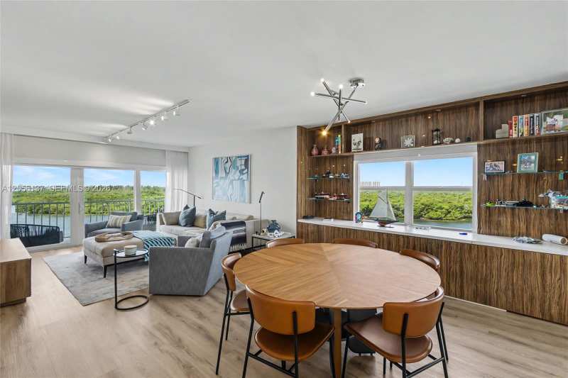 500 Bayview Dr # 822, Sunny Isles Beach FL 33160