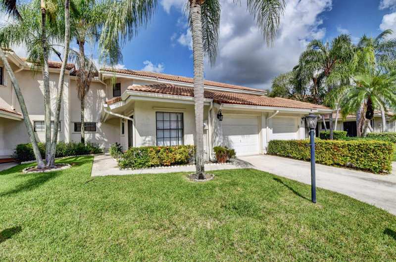 8644 Eagle Run Drive # 18, Boca Raton FL 33434