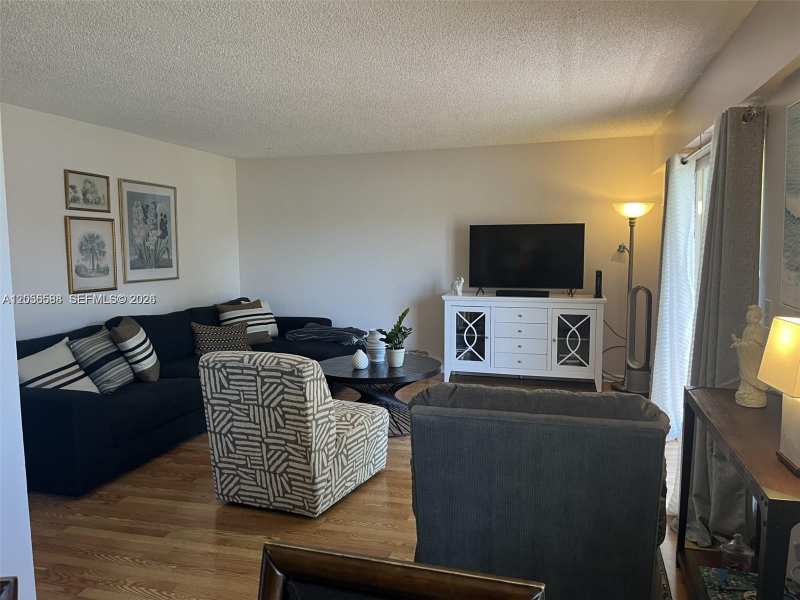 13500 SW 1st St # 308U, Pembroke Pines FL 33027