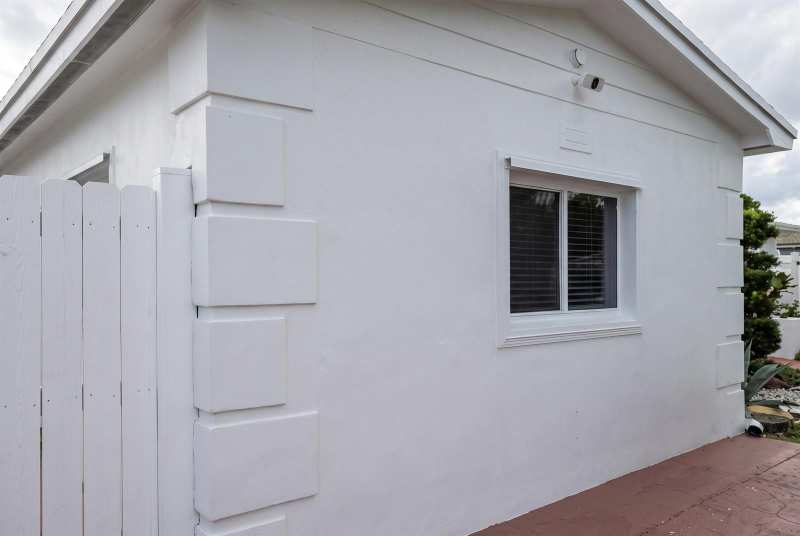 2021 NW 85TH Avenue, Pembroke Pines FL 33024