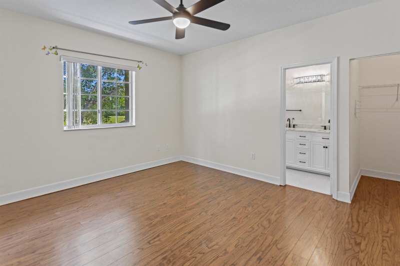1216 NW 100TH Avenue, Pembroke Pines FL 33024