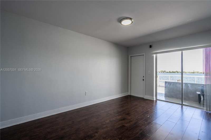 7931 East Dr # 305, North Bay Village FL 33141